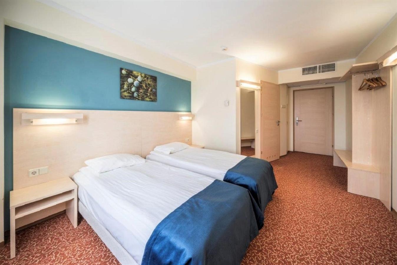 Rija Bauska Hotel エクステリア 写真