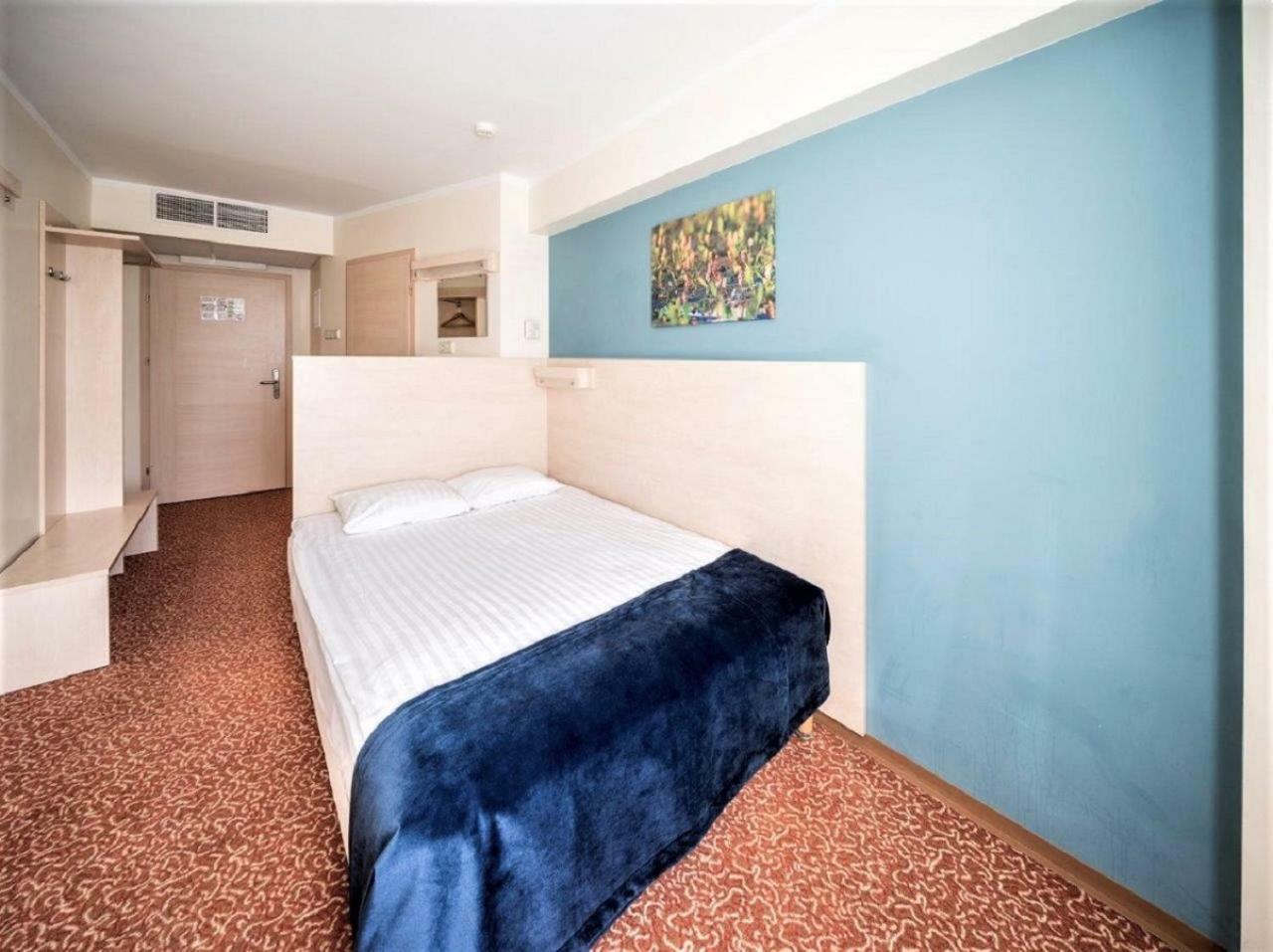 Rija Bauska Hotel エクステリア 写真