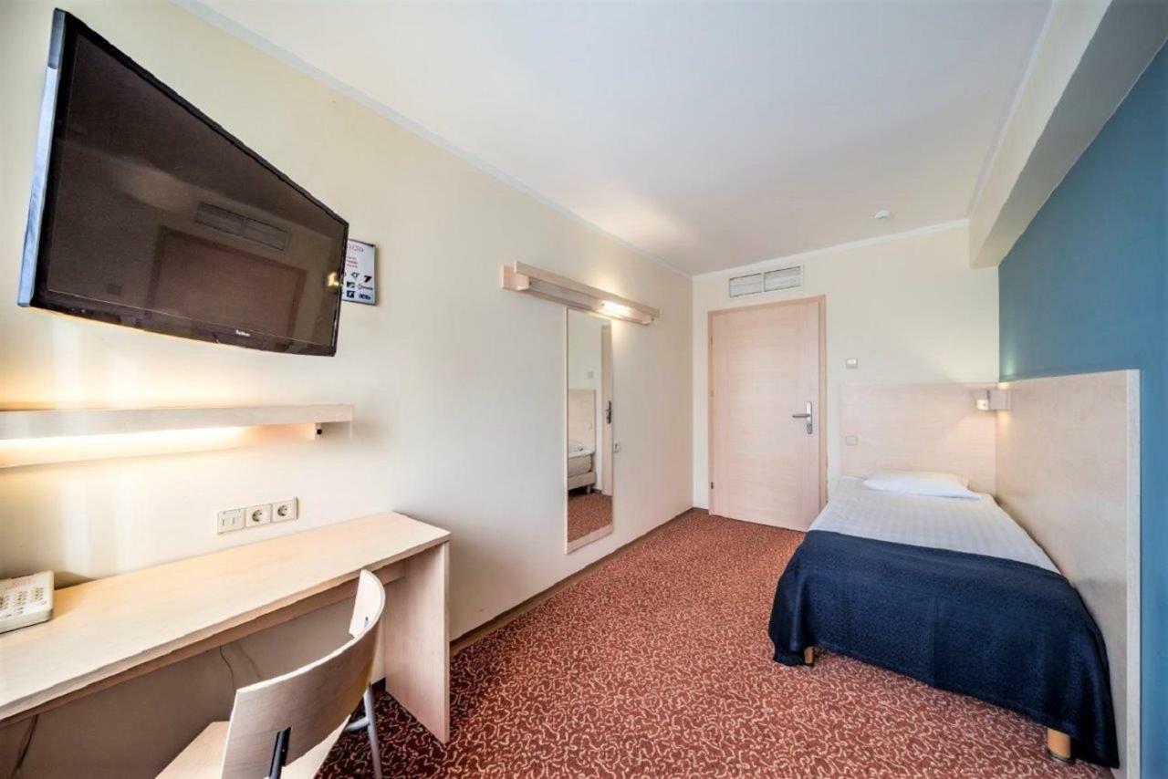 Rija Bauska Hotel エクステリア 写真